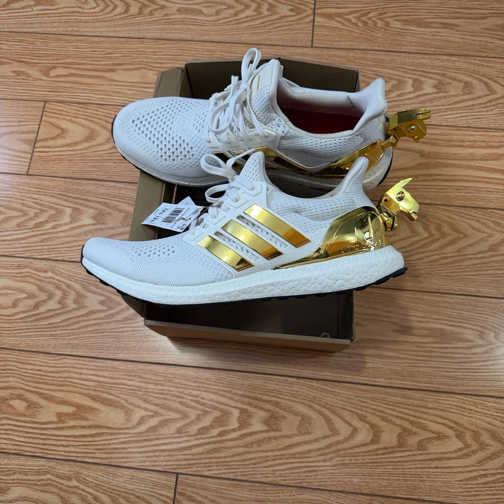 Adidas White and Metallic Gold Running Shoes - Picture 4 of 8
